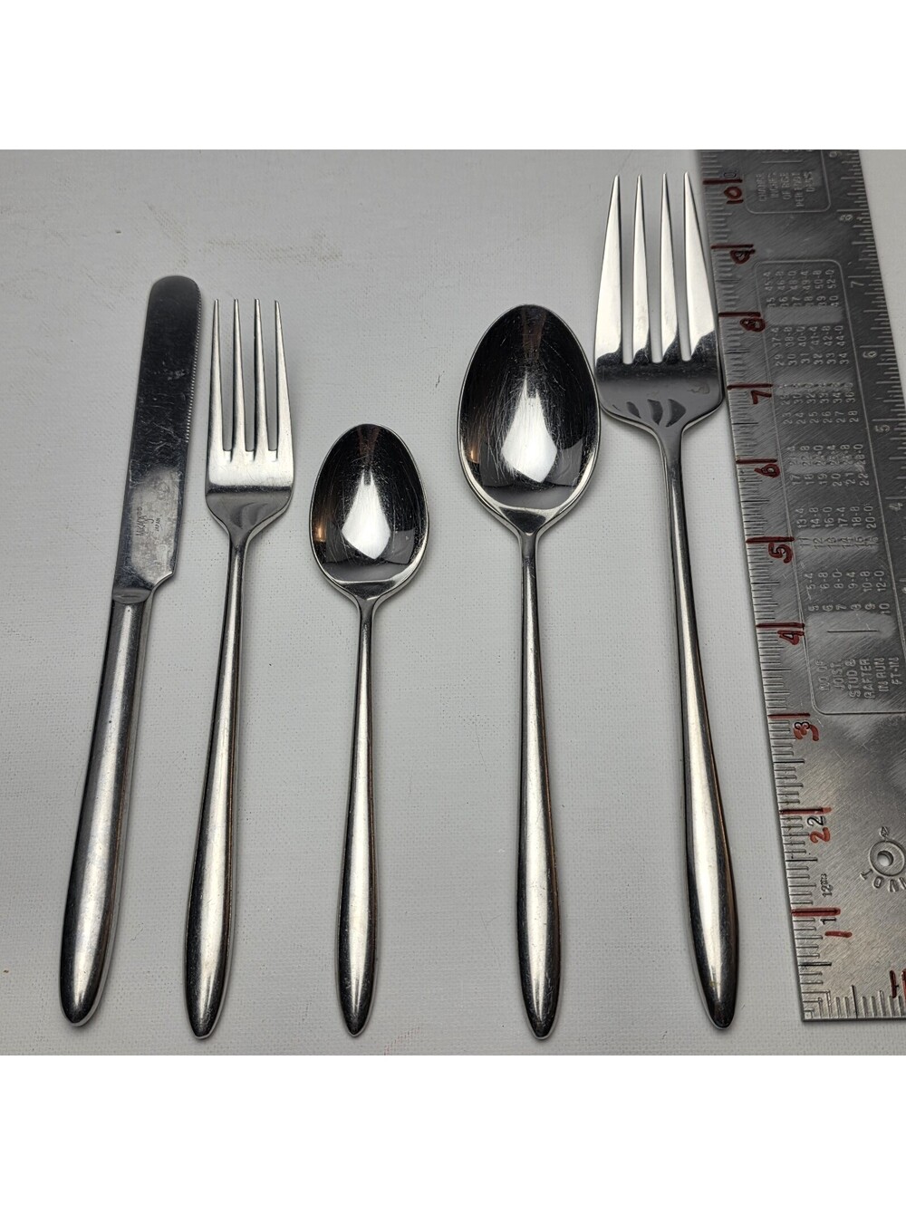 Mikasa Dune Stainless Blunt Dinner Knives Satin Handle Sand Dune Flatware EXC